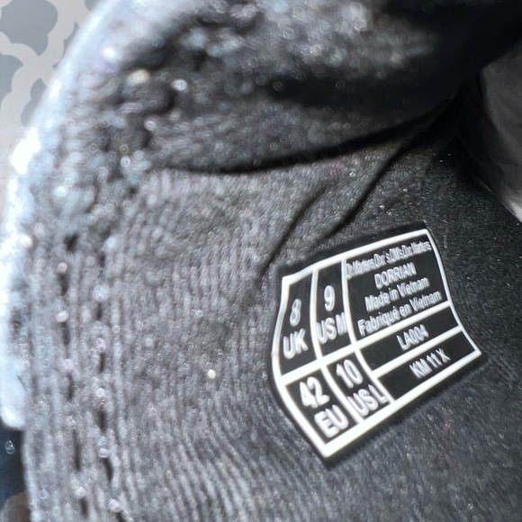 Dr. Martens Boot - Picture 7 of 10